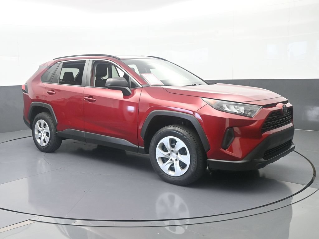 Used 2021 Toyota RAV4 LE FWD image 8