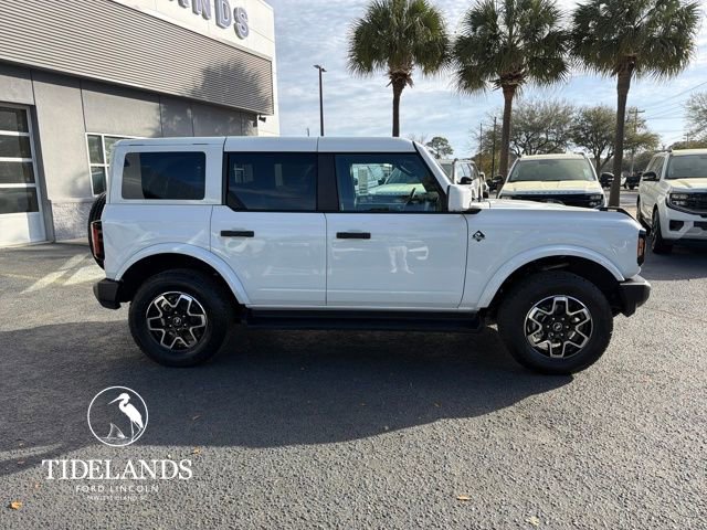 New 2026 Ford Bronco Outer Banks image 8