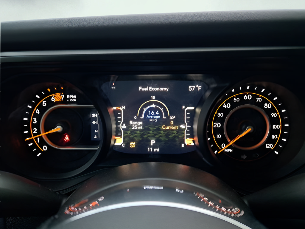 New 2026 Jeep Wrangler Unlimited Sahara AWD/4WD image 19