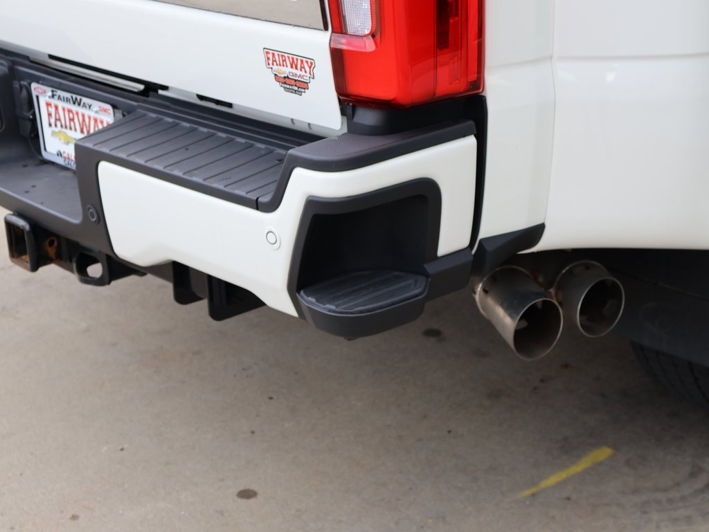 Used 2023 Ford F450 Platinum w/ FX4 Off-Road Package image 41