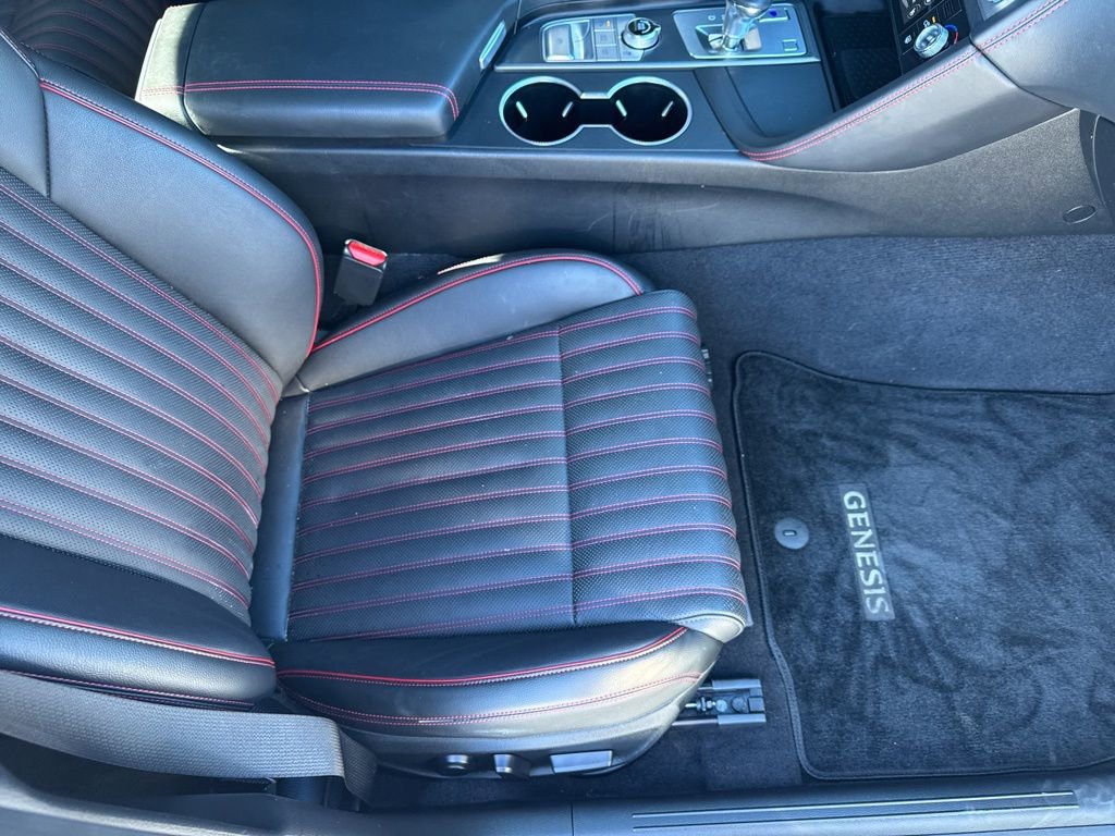 Used 2024 Genesis G70 2.5T w/ Sport Prestige Package image 13