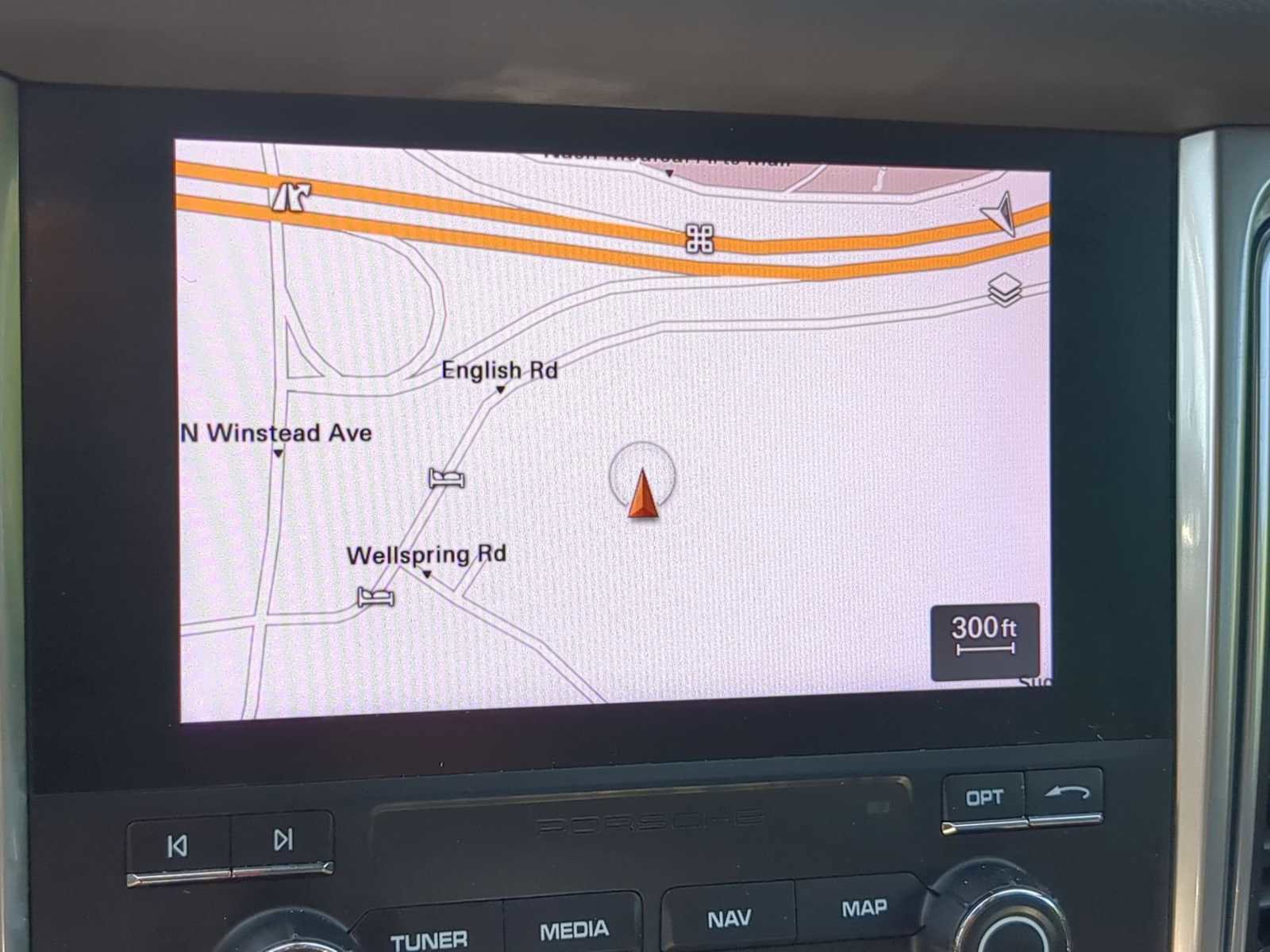 Used 2017 Porsche Macan AWD/4WD image 20