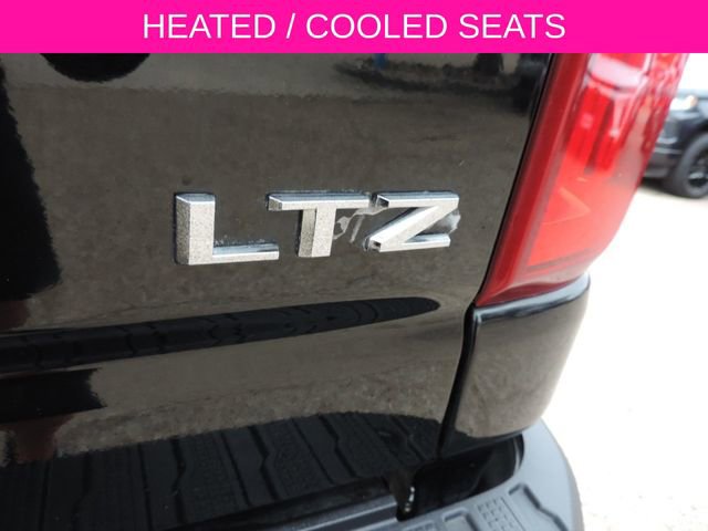 Used 2020 Chevrolet Silverado 2500 LTZ w/ LTZ Premium Package AWD/4WD image 16