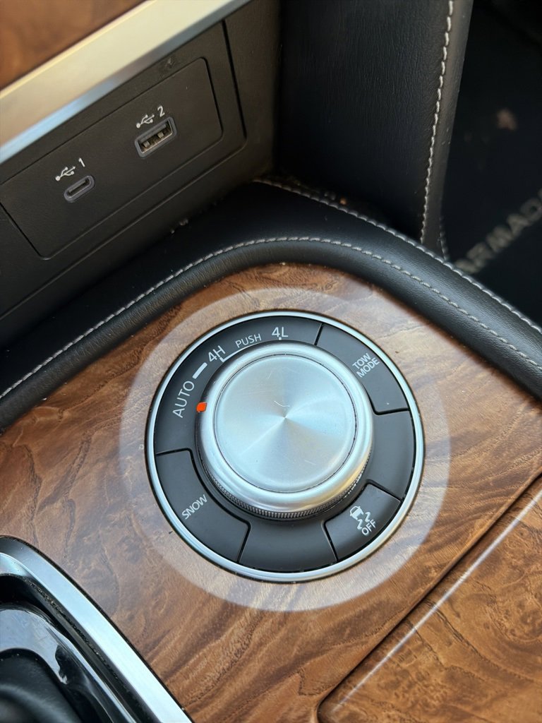 Used 2023 Nissan Armada SL image 21