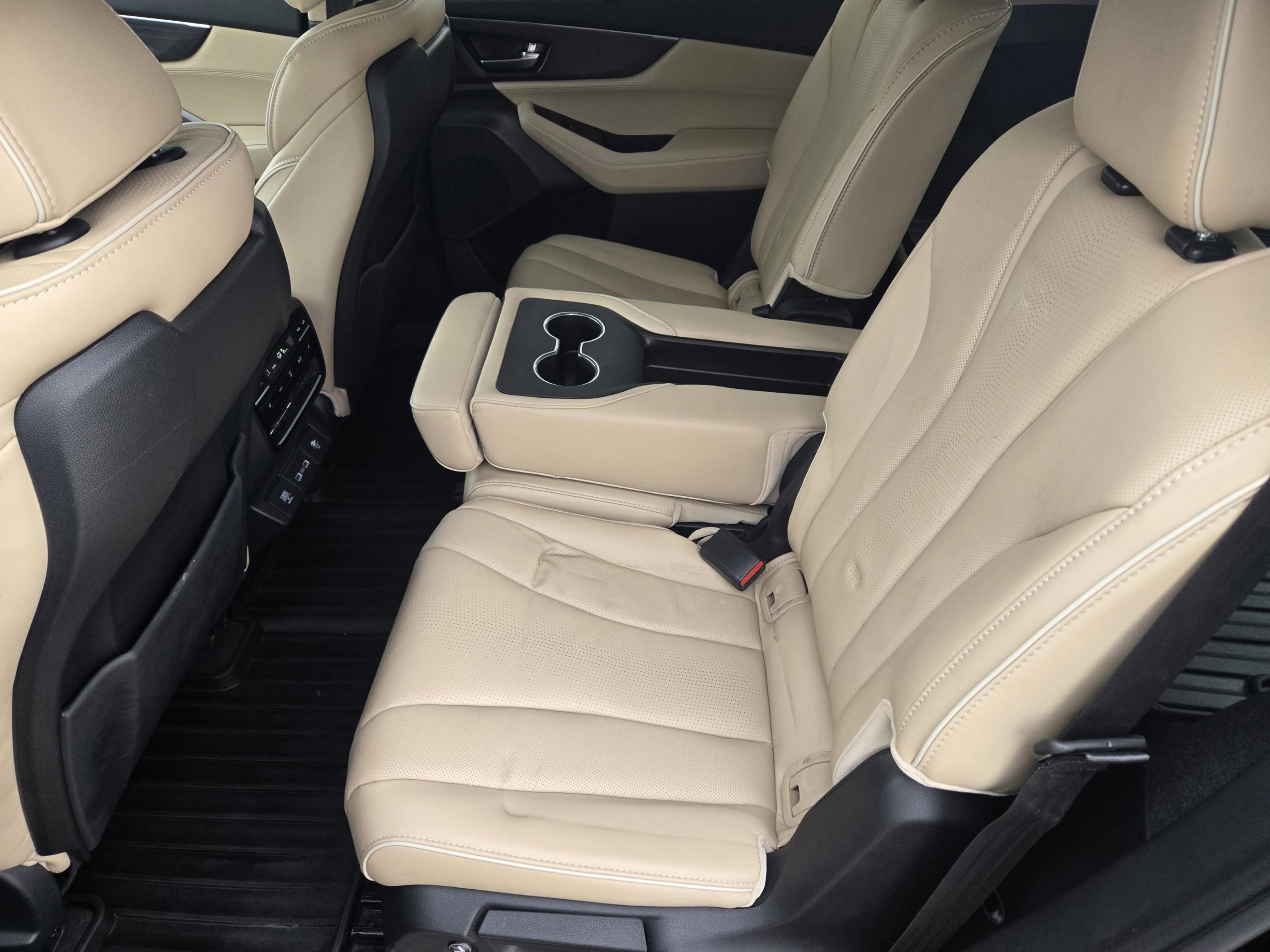 Certified 2023 Acura MDX SH-AWD w/ Advance Package image 28