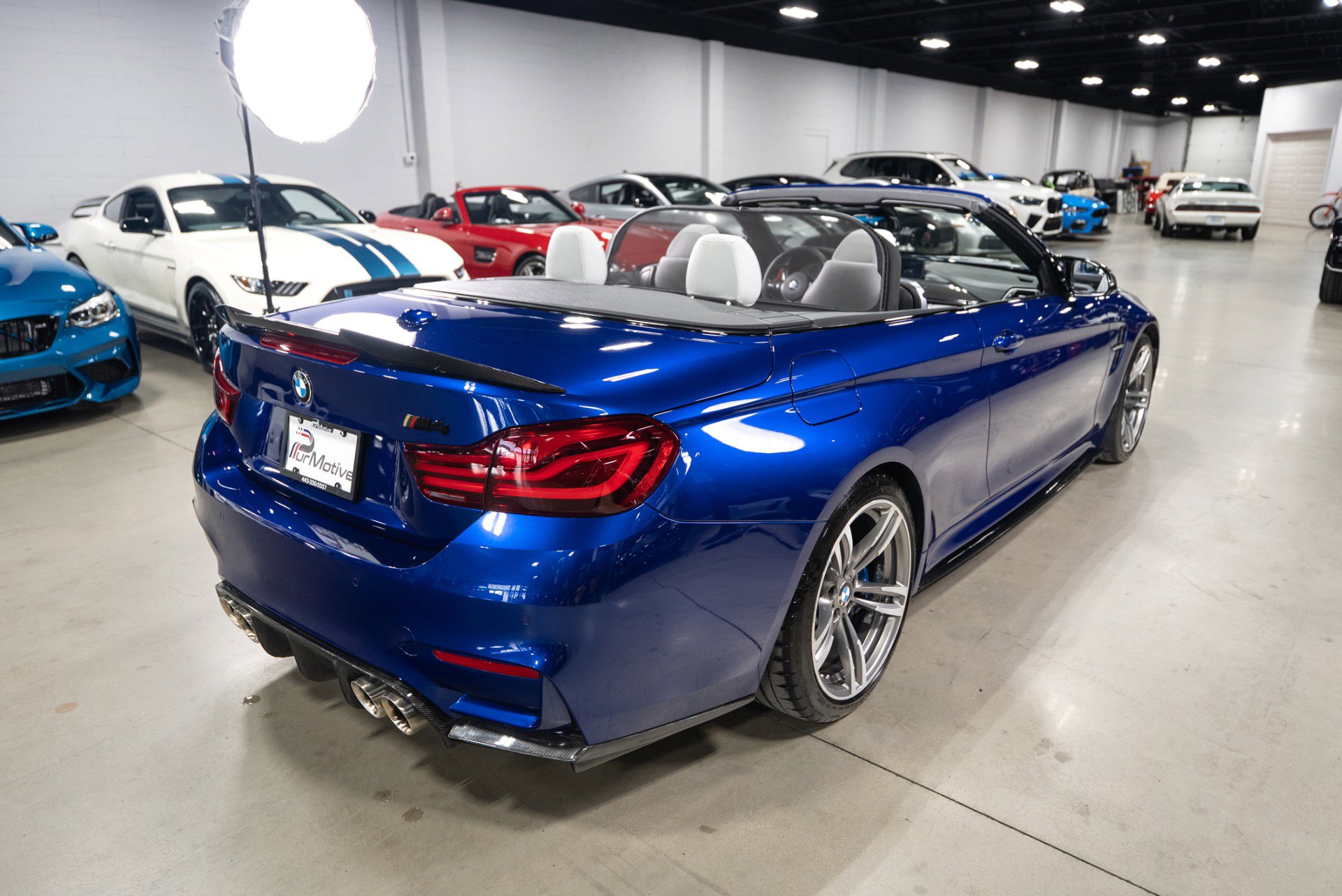 Used 2020 BMW M4 Convertible w/ Executive Package image 25