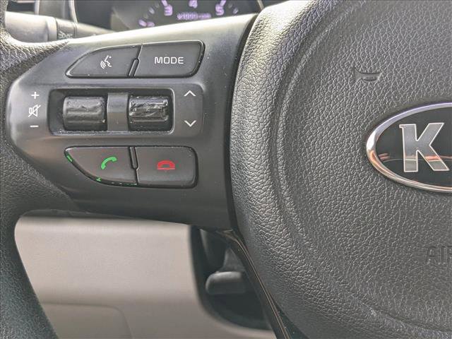 Used 2016 Kia Sedona LX w/ LX Convenience Package image 11
