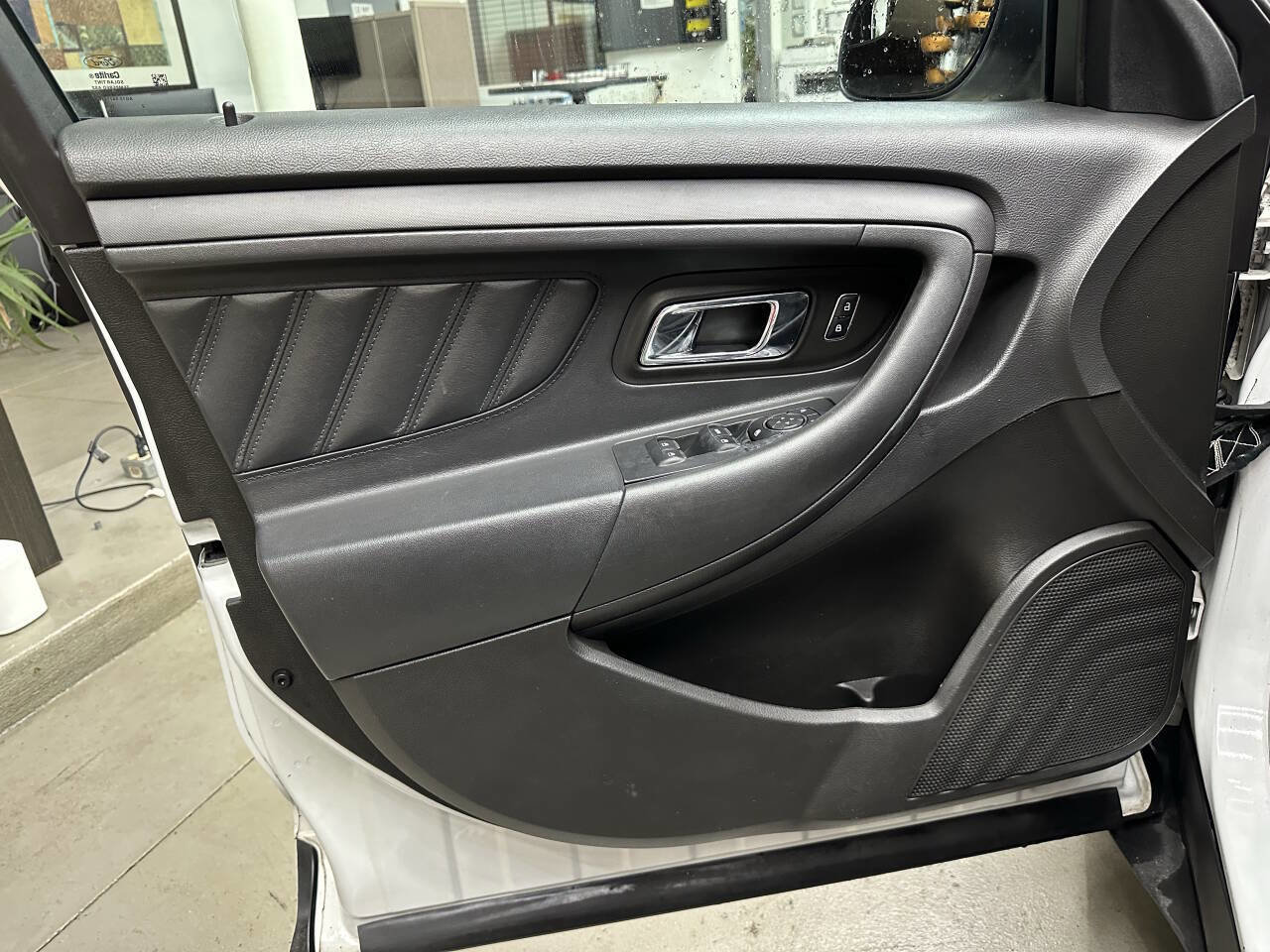 Used 2013 Ford Taurus Police Interceptor AWD w/ Police Interior Upgrade Pkg image 10