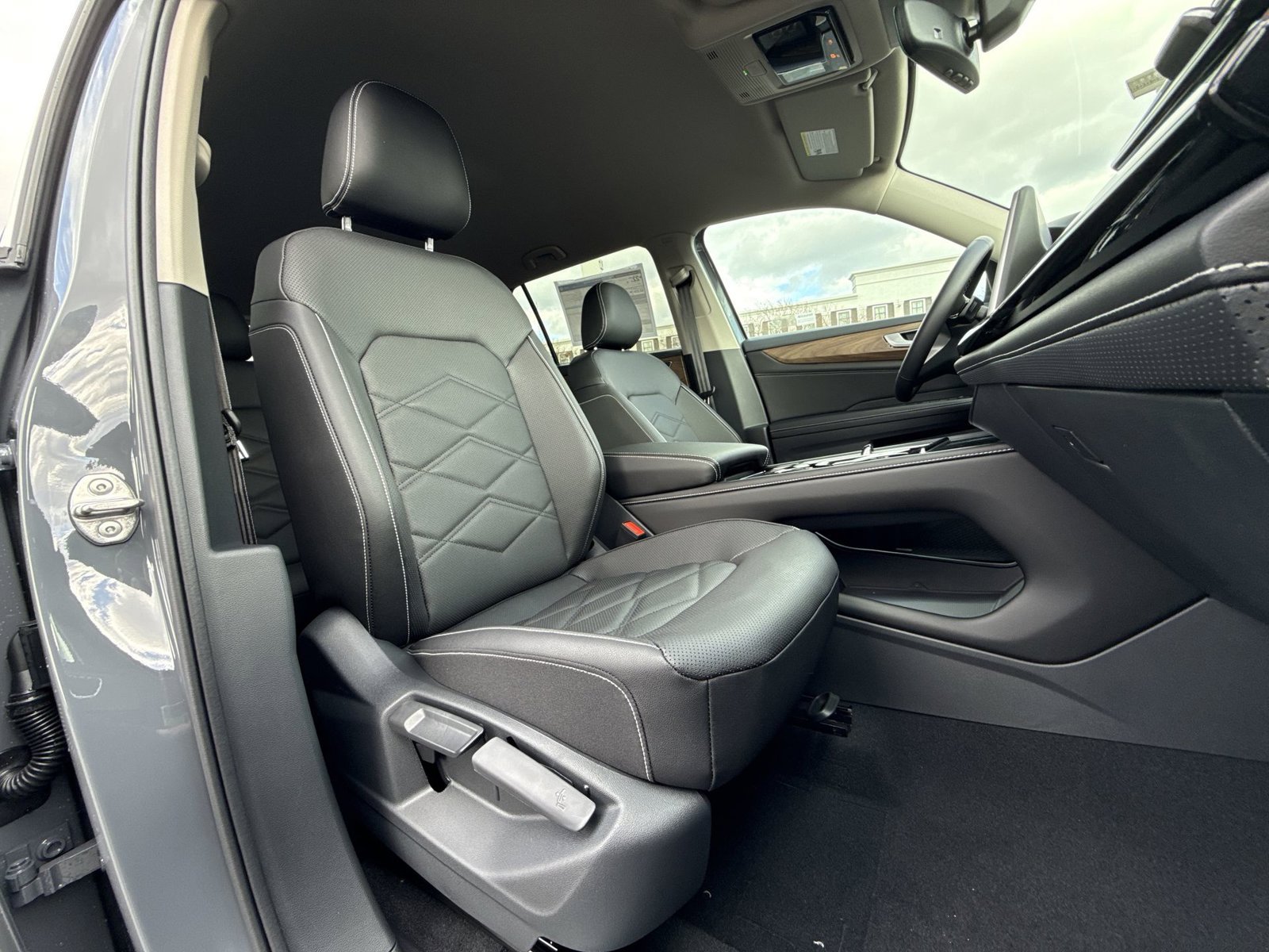 New 2026 Volkswagen Atlas SE AWD/4WD image 26