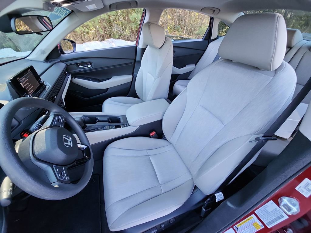 Used 2023 Honda Accord EX image 25