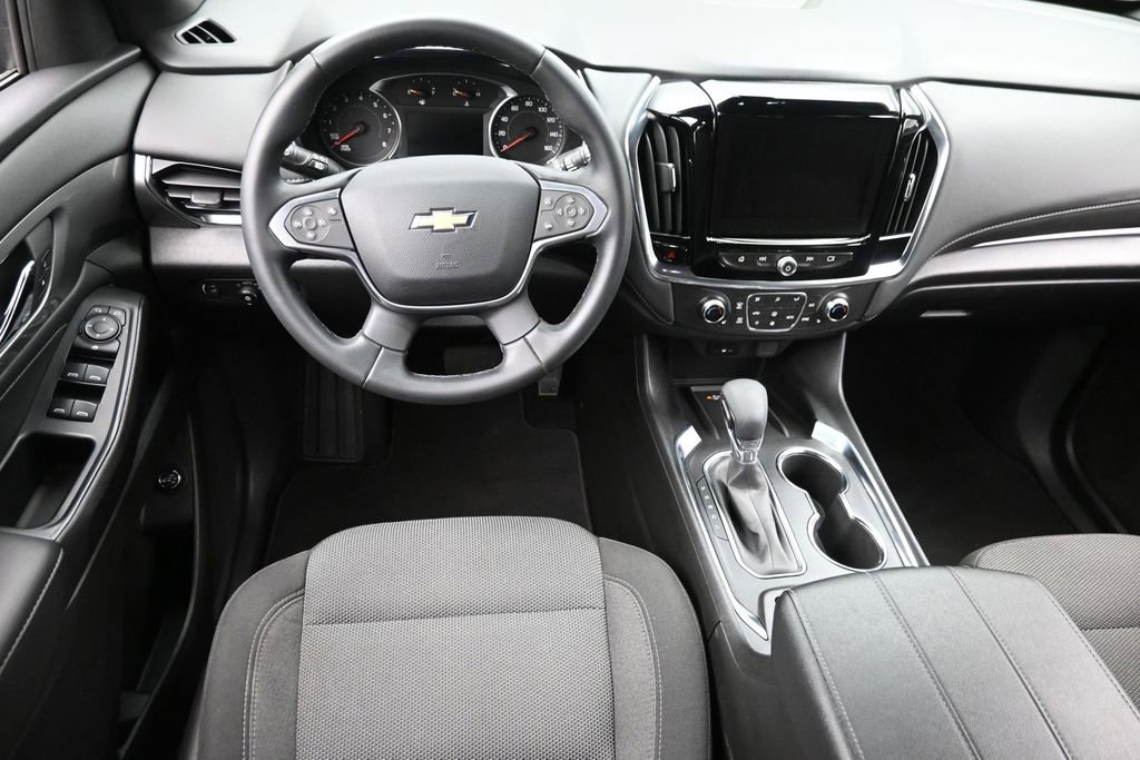 Used 2023 Chevrolet Traverse LT AWD/4WD image 13