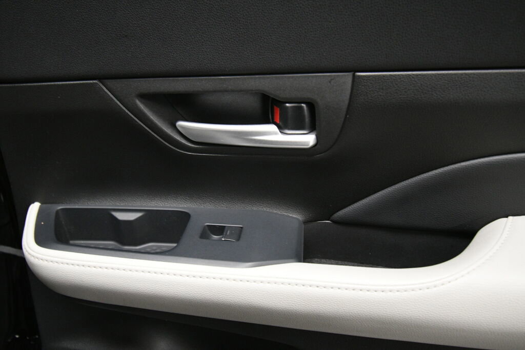 Used 2024 Toyota Grand Highlander Limited image 26