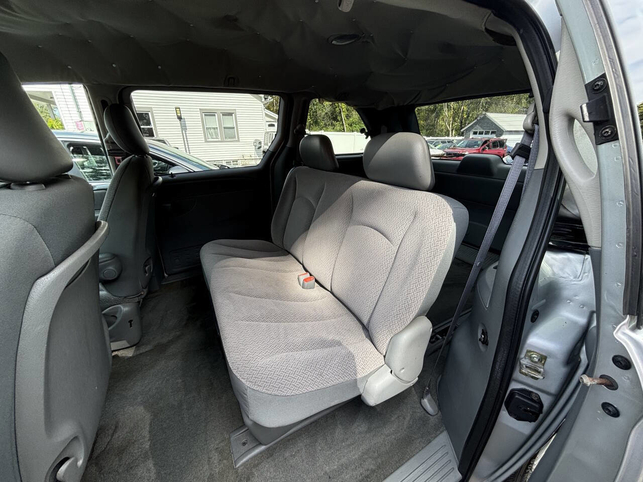 Used 2007 Dodge Caravan SE image 10