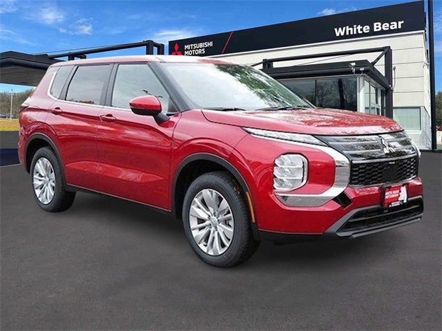 New 2025 Mitsubishi Outlander ES