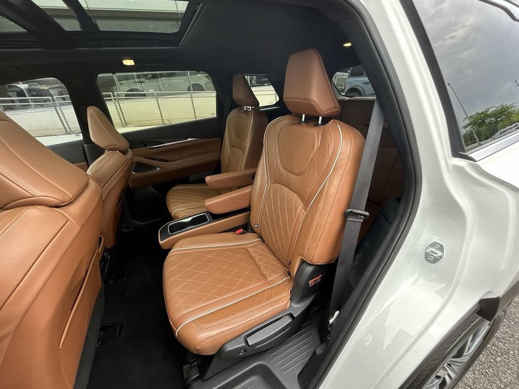 Certified 2023 INFINITI QX60 Autograph w/ Cargo Package AWD/4WD image 23