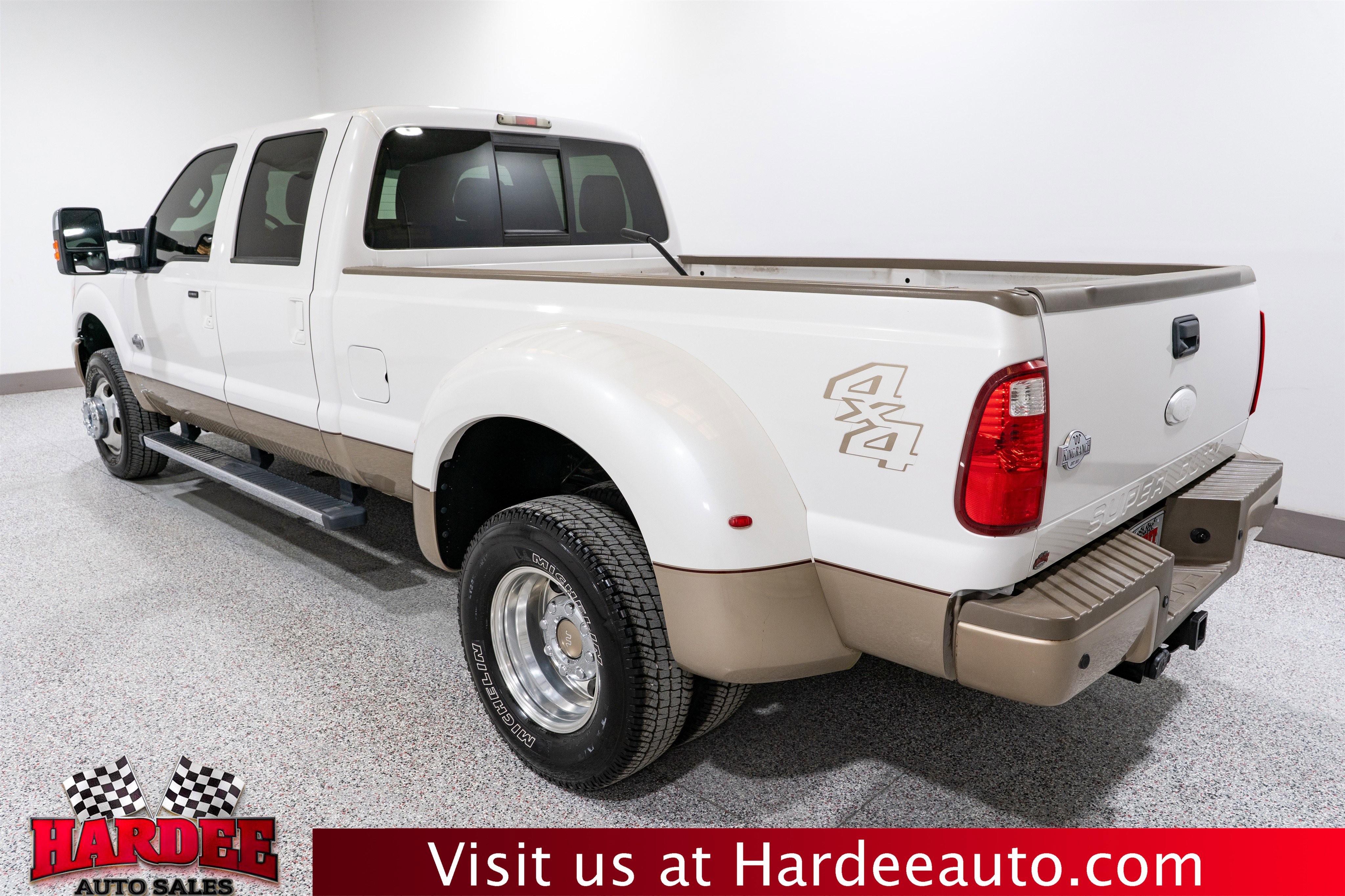 Used 2012 Ford F350 King Ranch w/ King Ranch w/Chrome Pkg image 3