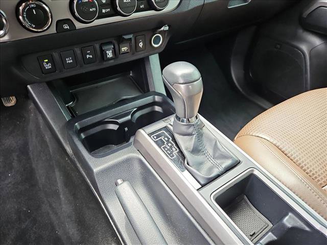 Certified 2020 Toyota Tacoma Limited AWD/4WD image 11