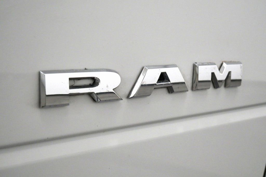 Used 2021 RAM 3500 Big Horn image 10