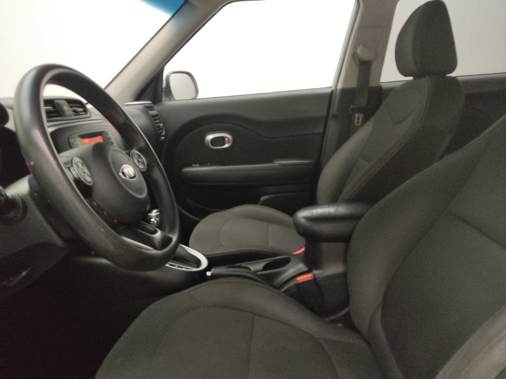 Used 2016 Kia Soul FWD image 17