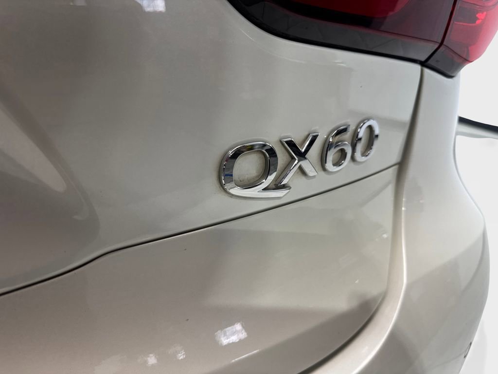 Used 2019 INFINITI QX60 Luxe w/ Essential Package image 23
