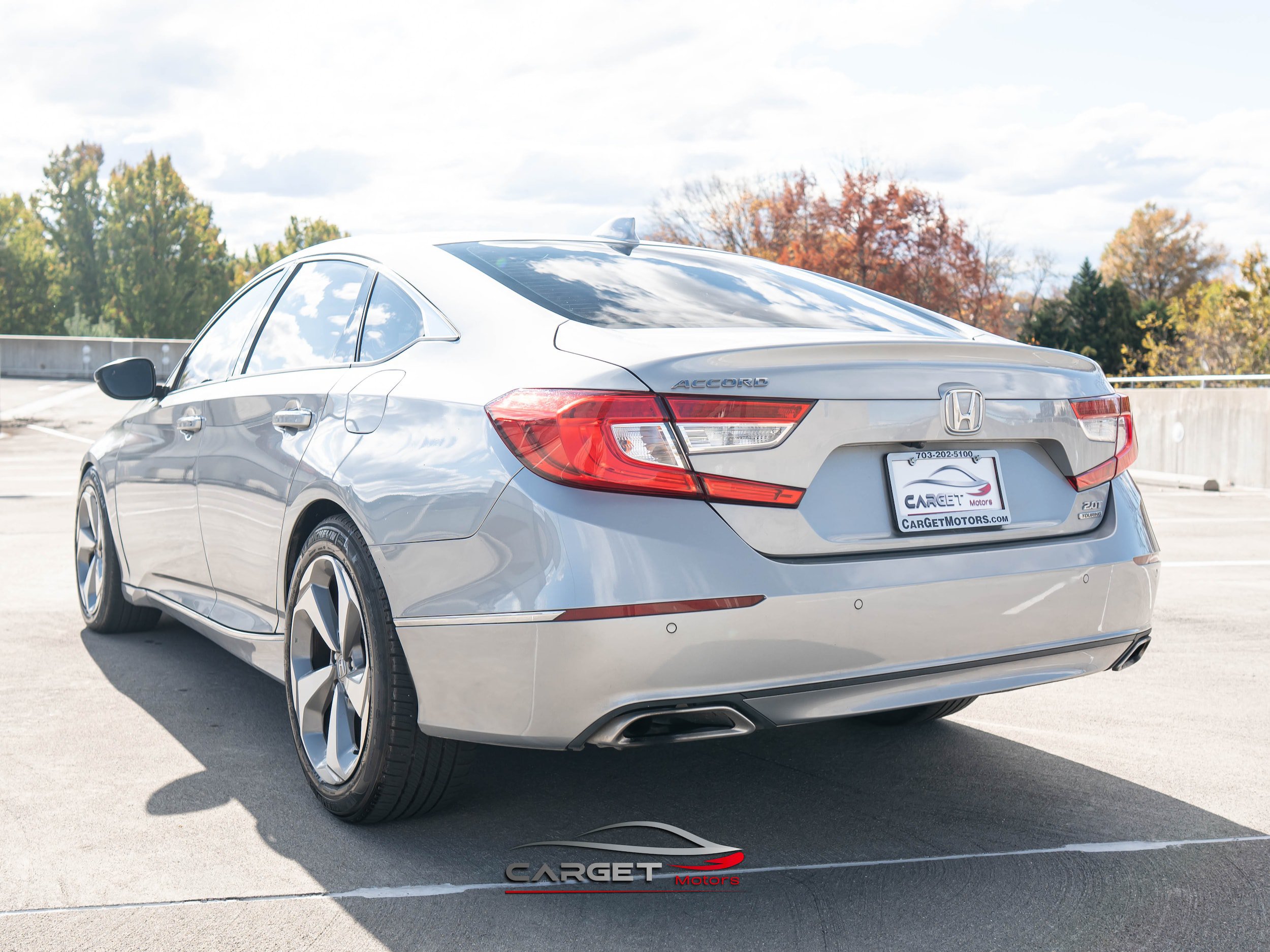Used 2019 Honda Accord Touring image 5