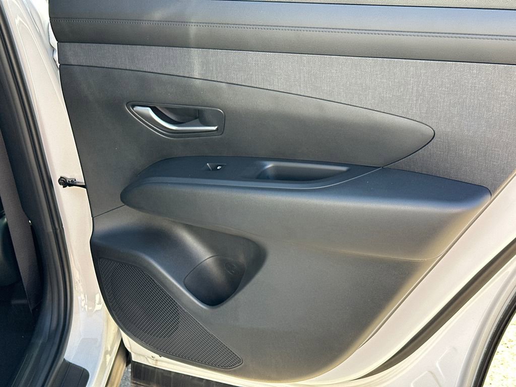 New 2025 Hyundai Tucson XRT image 16