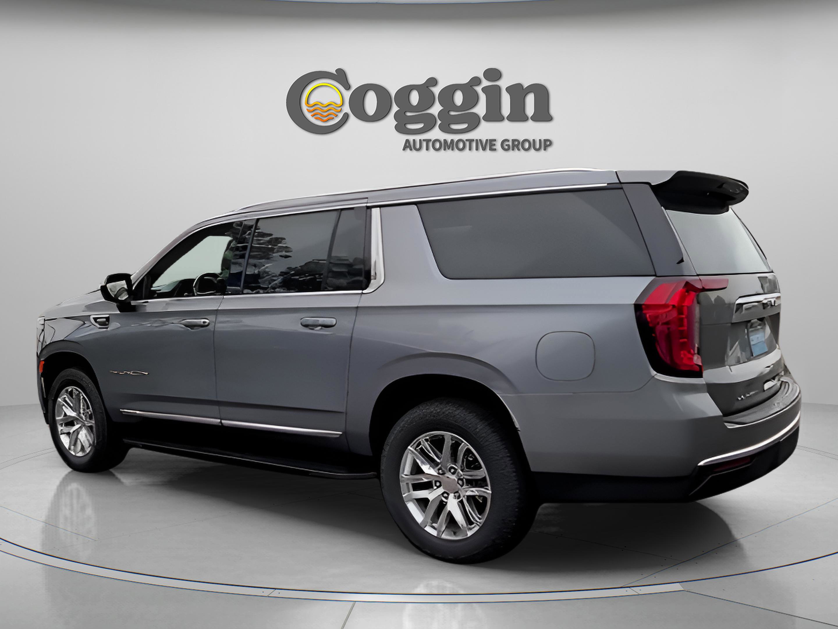 Used 2022 GMC Yukon XL SLT image 8