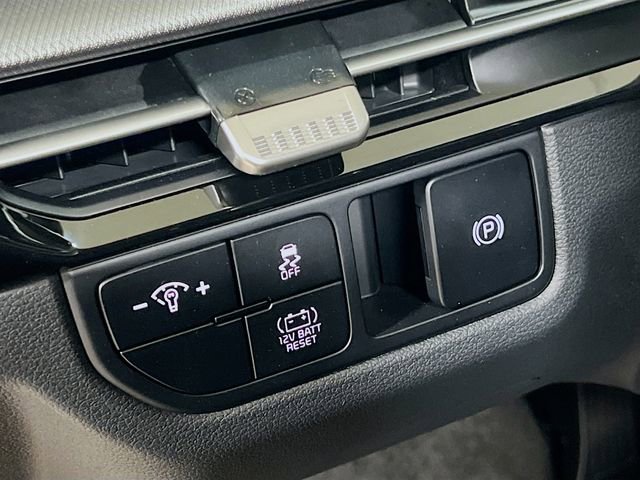 New 2026 Kia Sportage LX image 10