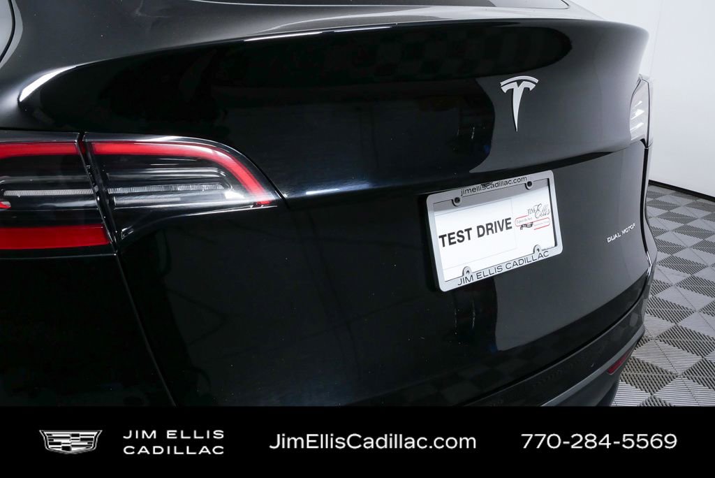 Used 2022 Tesla Model Y Long Range image 4