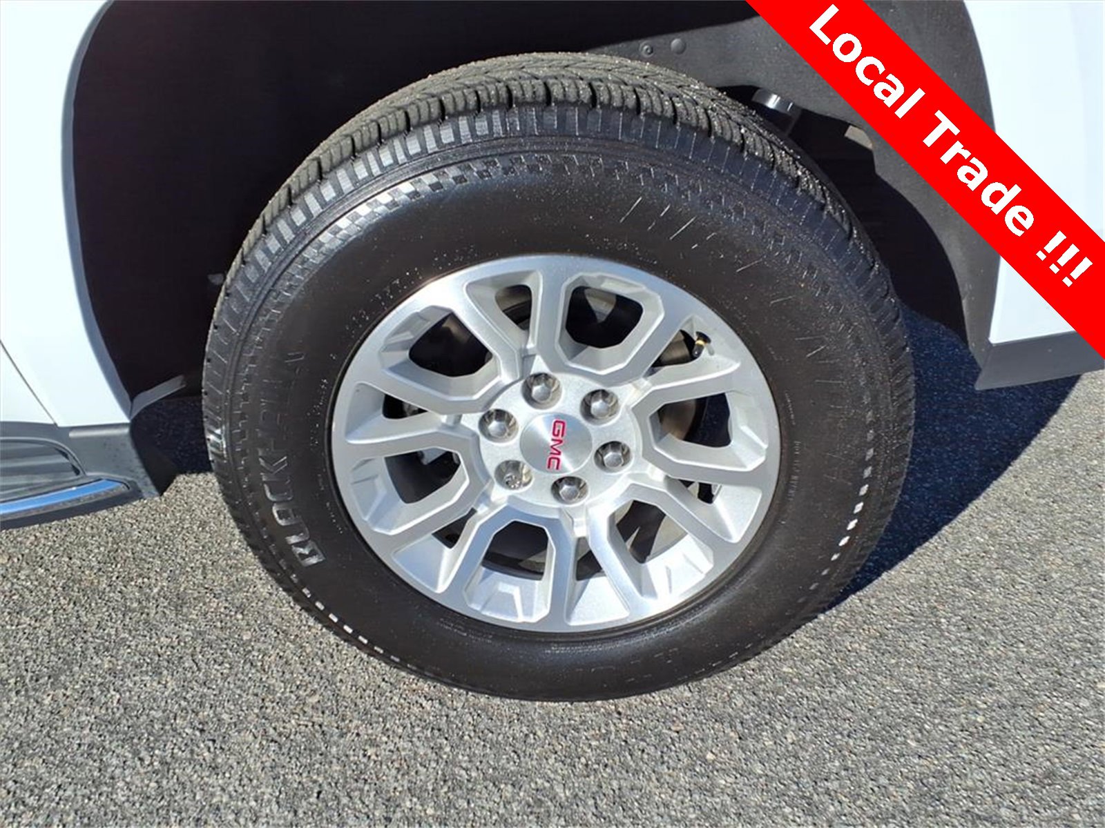 Used 2019 GMC Yukon XL SLT image 12