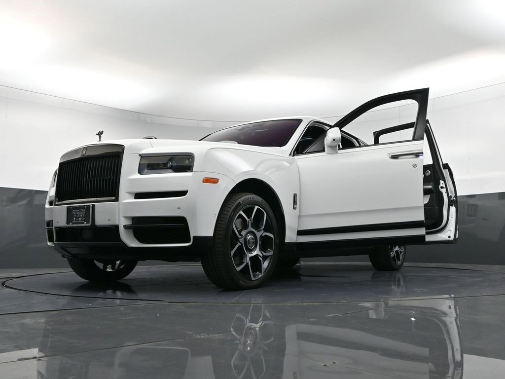 Certified 2021 Rolls-Royce Cullinan Black Badge image 44