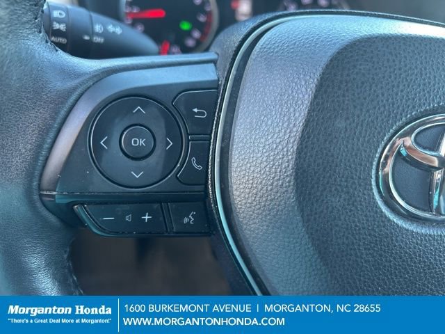 Used 2021 Toyota RAV4 XLE w/ Convenience Package image 20