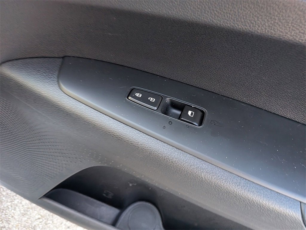 Used 2024 Kia Forte LXS image 31