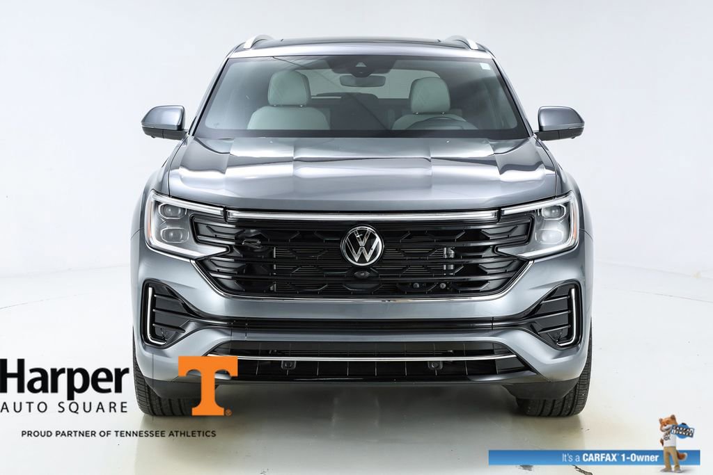 Used 2025 Volkswagen Atlas Cross Sport SEL Premium R-Line image 16