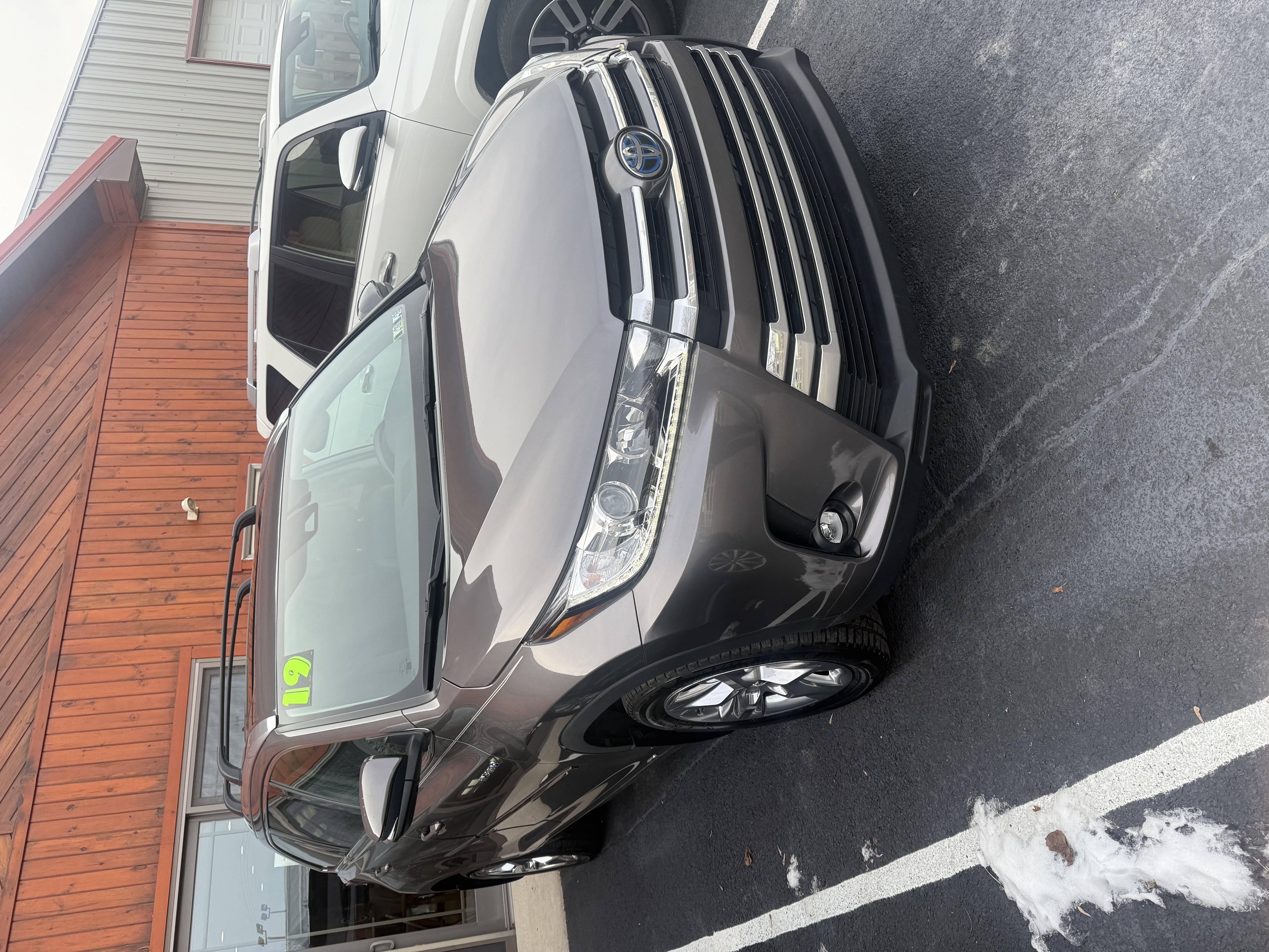 Used 2019 Toyota Highlander Limited image 1