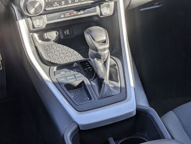 Used 2024 Toyota RAV4 LE image 14