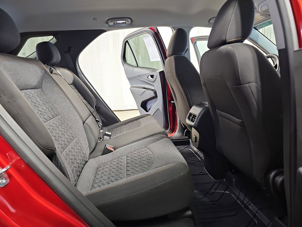 Certified 2024 Chevrolet Equinox LT w/ LPO, Floor Liner Package image 14