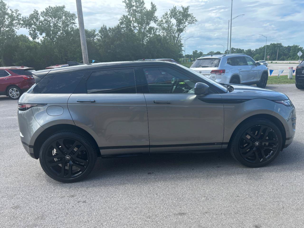 Used 2020 Land Rover Range Rover Evoque R-Dynamic HSE AWD/4WD image 4