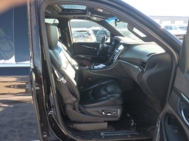 Used 2016 Cadillac Escalade ESV Platinum image 22
