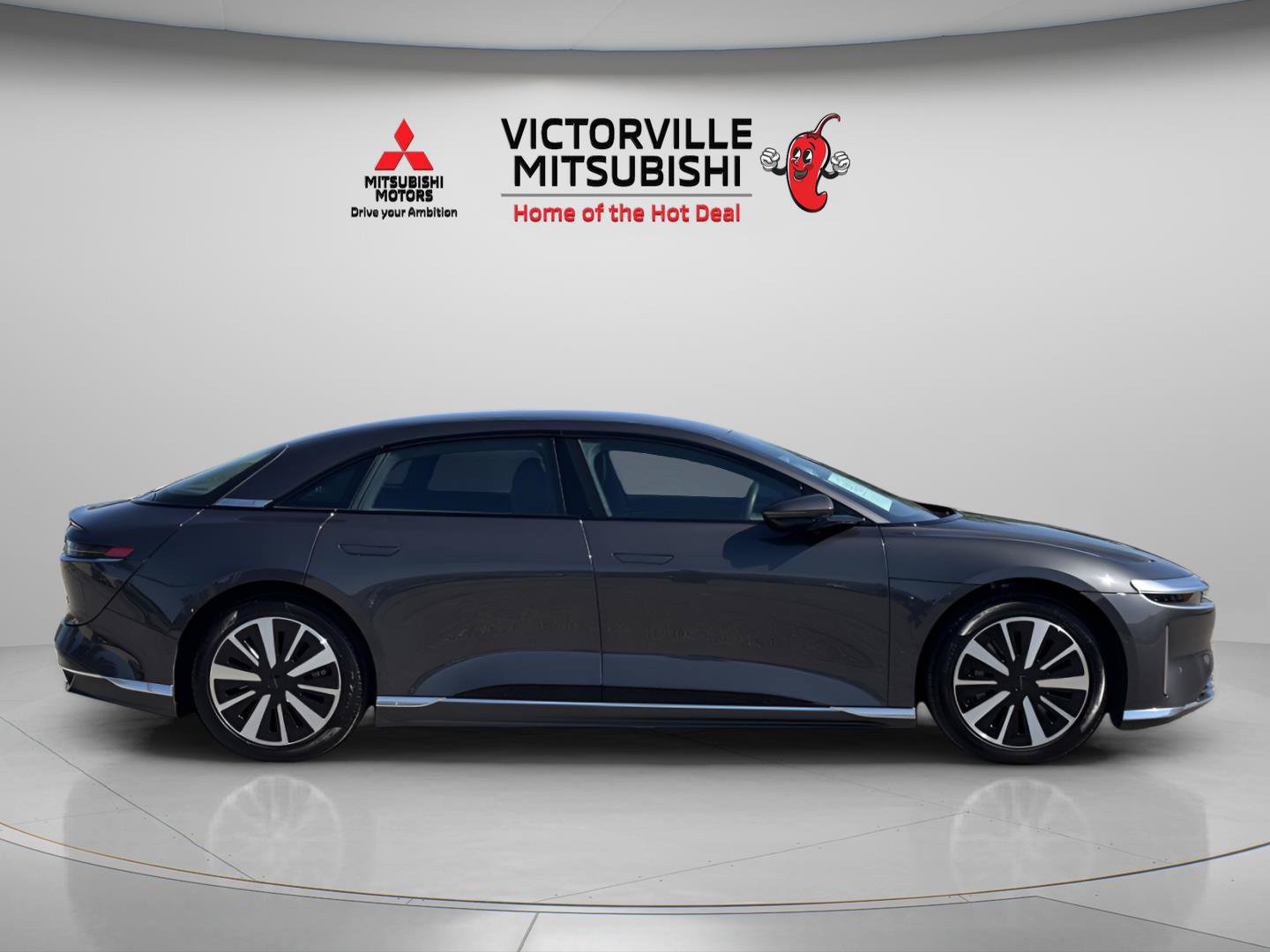 Used 2024 Lucid Air Touring AWD/4WD image 8