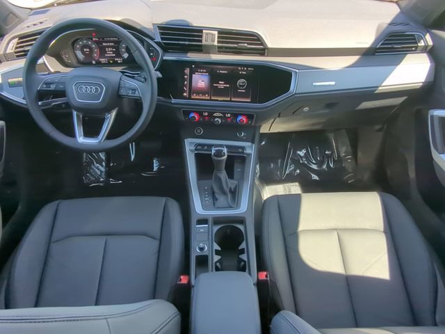 Used 2023 Audi Q3 2.0T Premium w/ Convenience Package image 13
