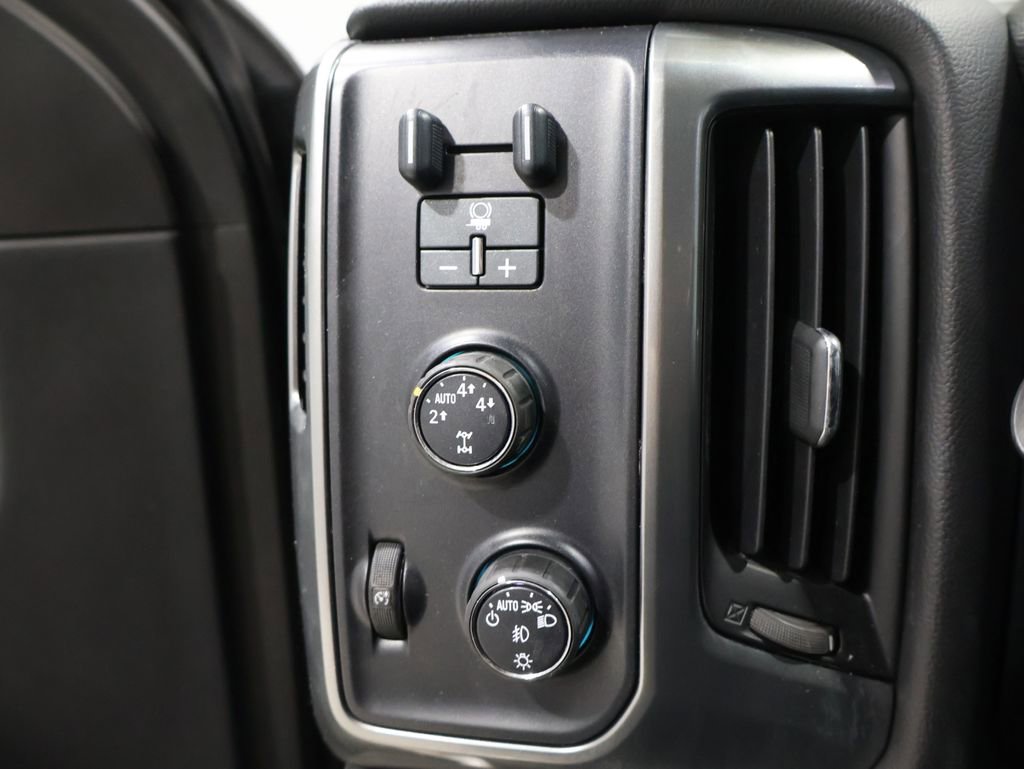 Used 2015 Chevrolet Silverado 1500 LT w/ All Star Edition image 33