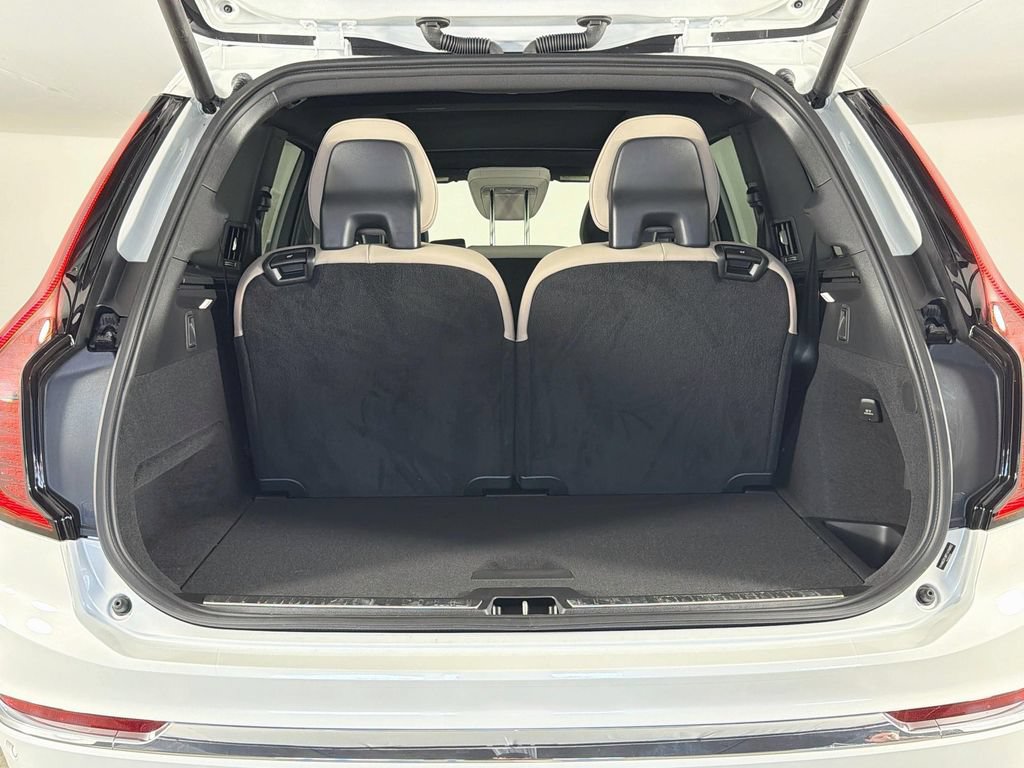 New 2026 Volvo XC90 B6 Core AWD/4WD image 27