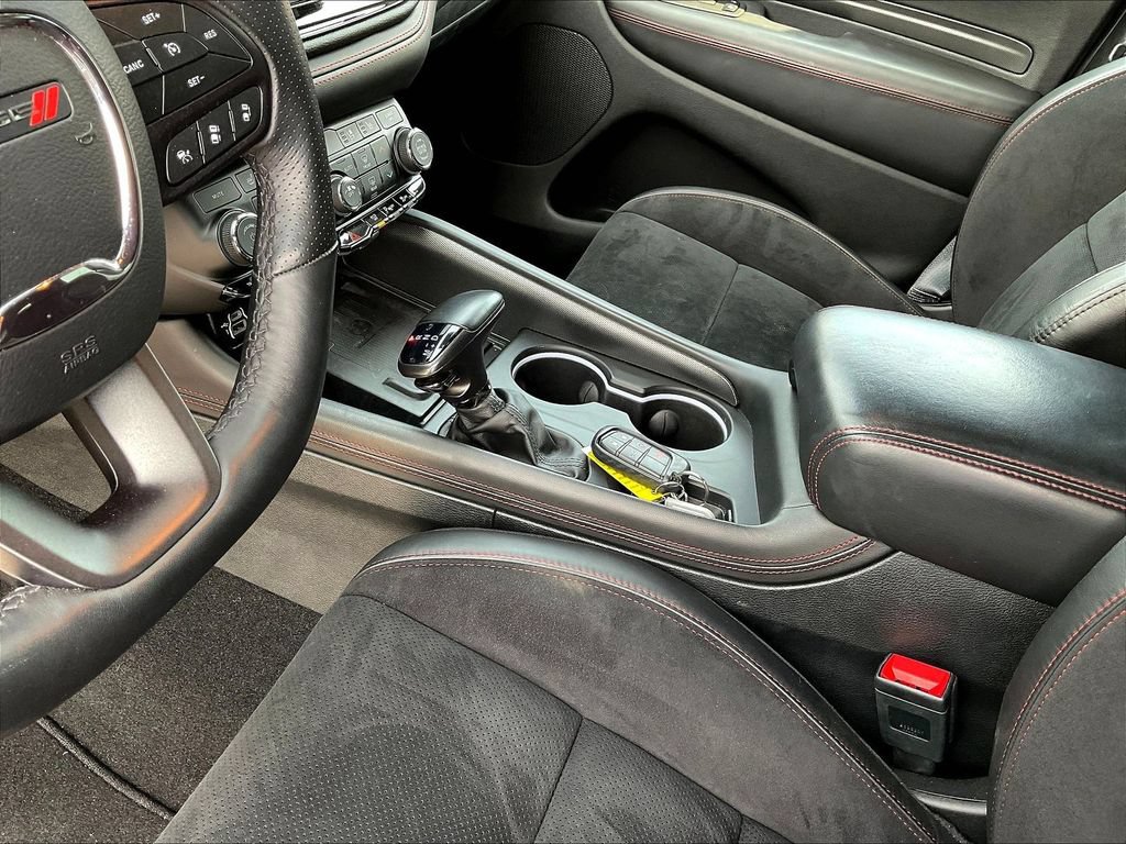 Used 2023 Dodge Durango R/T w/ Tow 'N Go Package AWD/4WD image 22