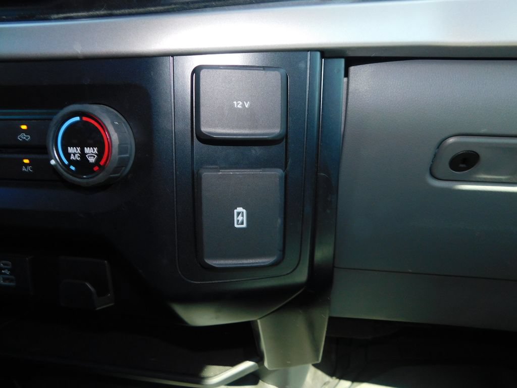 Used 2022 Ford F150 XL w/ Equipment Group 101A High RWD image 36