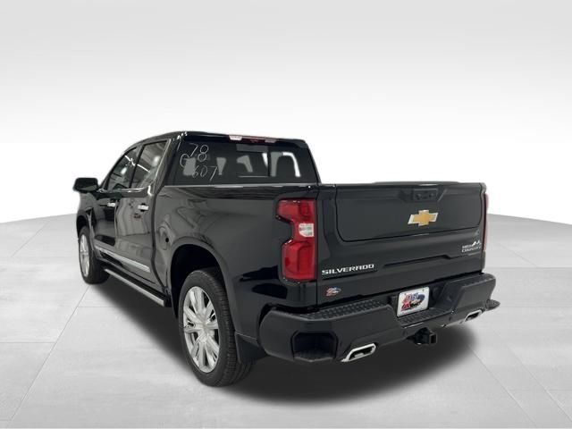 New 2026 Chevrolet Silverado 1500 High Country AWD/4WD image 16