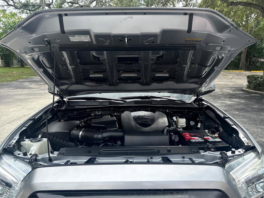 Used 2021 Toyota Tacoma TRD Sport image 11
