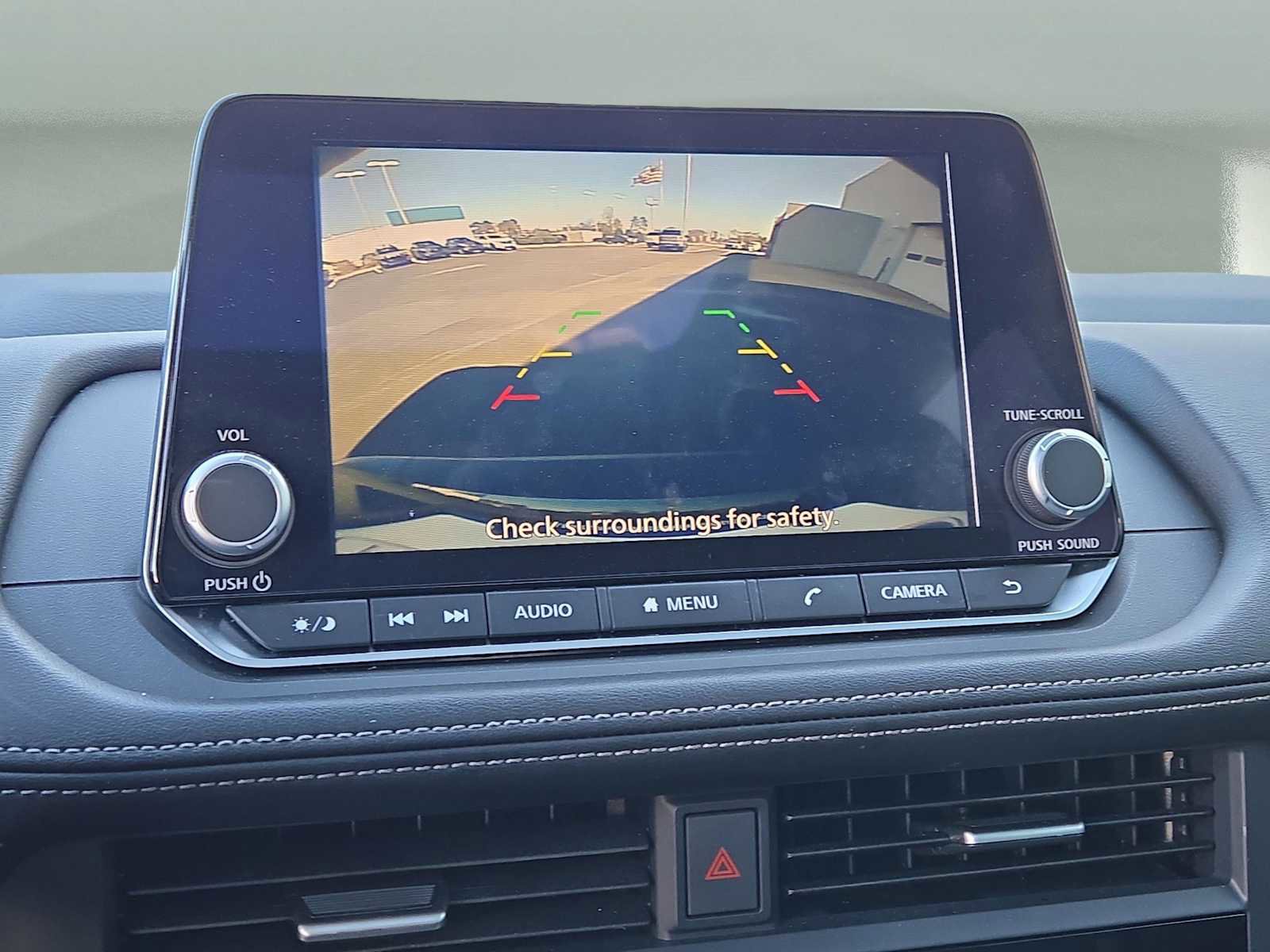 Used 2024 Nissan Rogue SV w/ SV Premium Package image 26