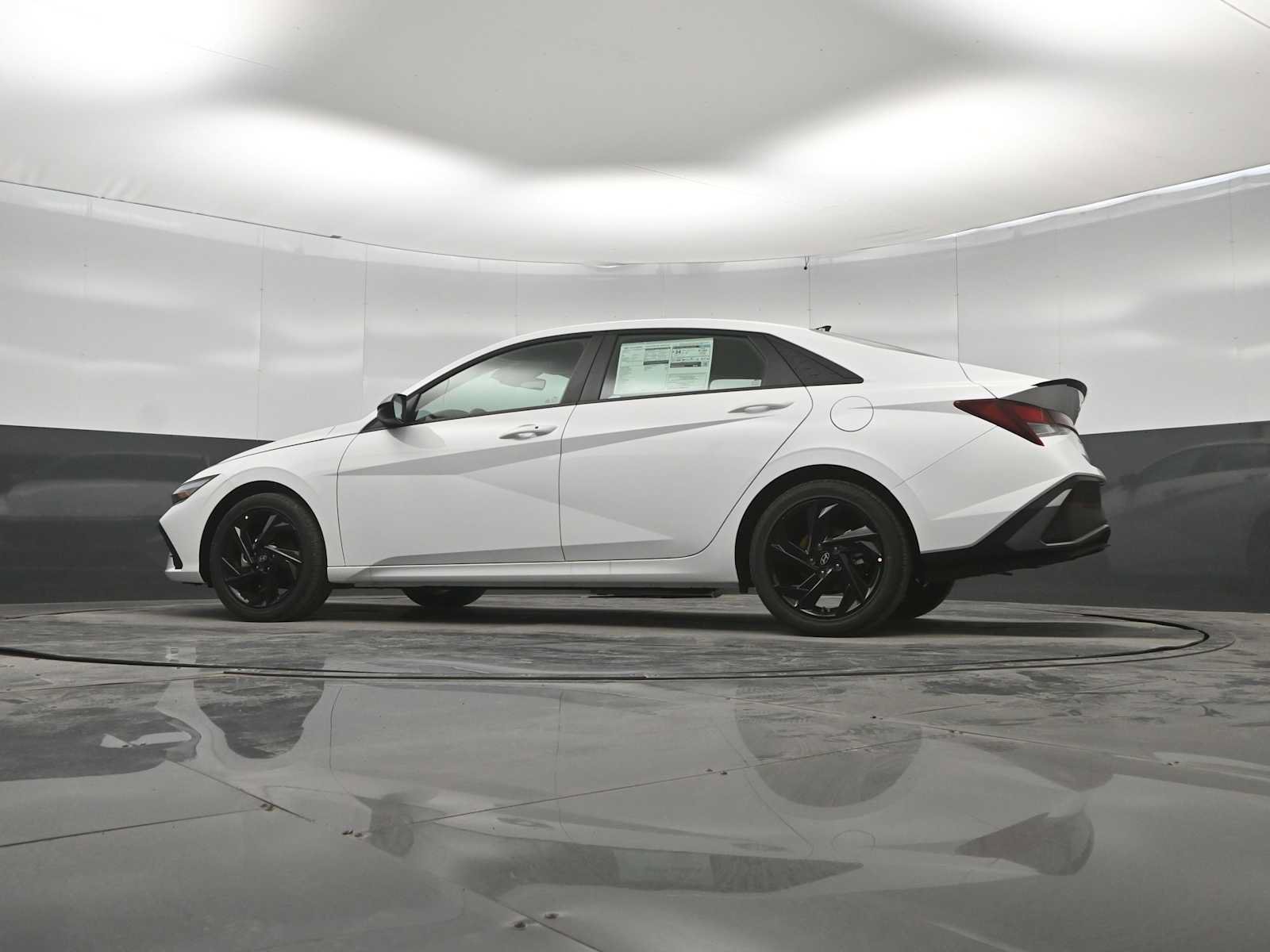 New 2026 Hyundai Elantra SEL Sport FWD image 38