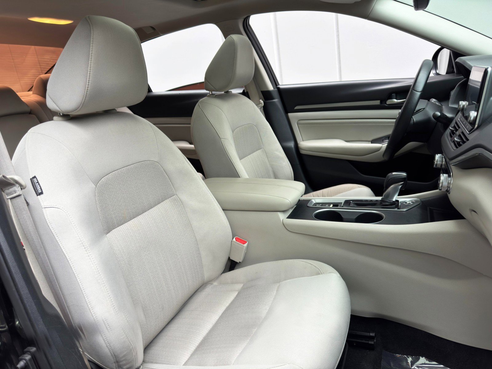 Used 2019 Nissan Altima 2.5 SV FWD image 34